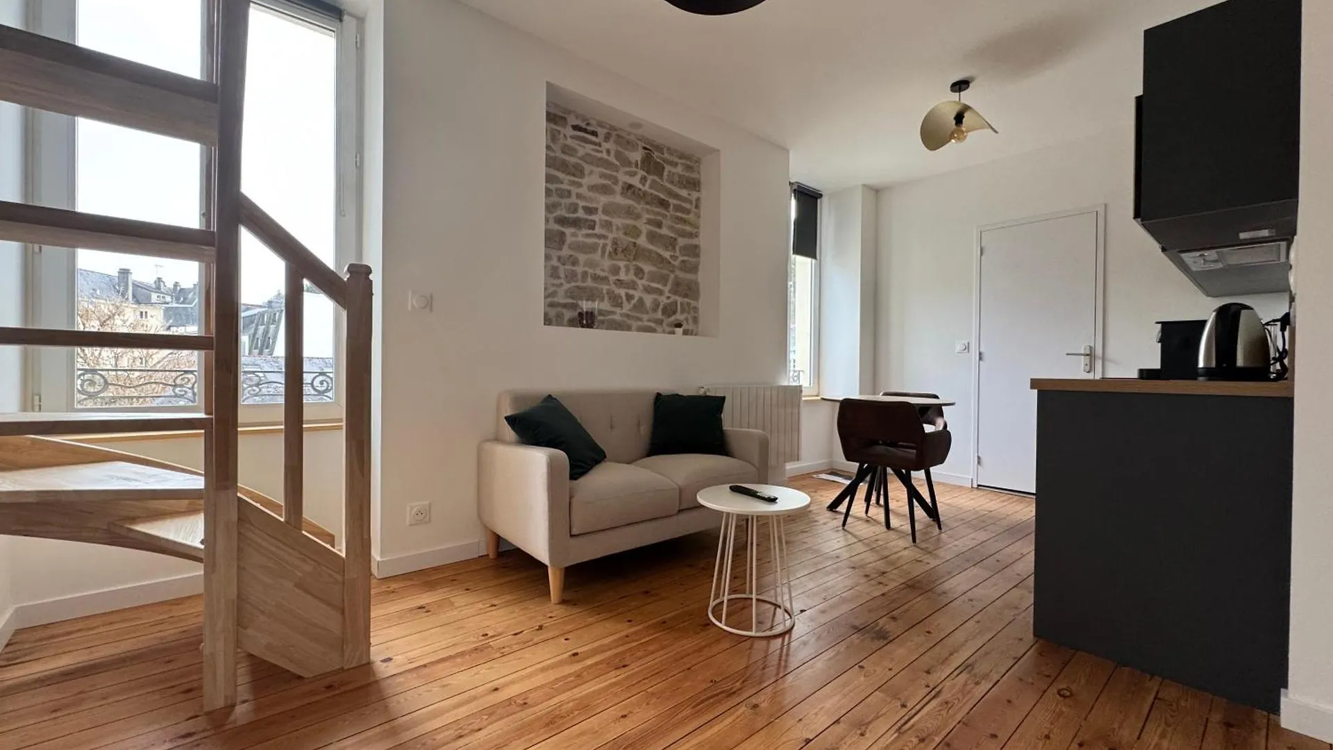 Residence Des Quais - Centre Ville - Wifi - Netflix Quimper 0*,  France